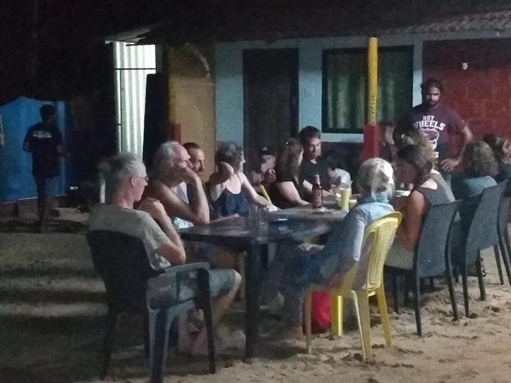 Funky Art Beach House Alappuzha 外观 照片